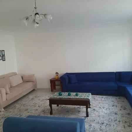 Holiday home Manolyam *
